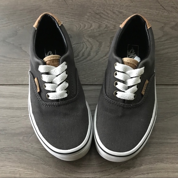 boys vans era